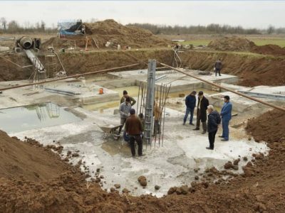فونداسیونهای پروژه خط انتقال نیروی برق غرب رشت –پره سر به زودی به پایان می رسد