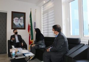 امضای تفاهم نامه احداث کارگاه خیاطی در هنرستان دخترانه شهدای گمنام شهرستان شفت