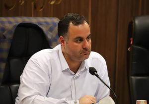 خاک‌سپاری و جانمایی “آرامگاه استاد هوشنگ ابتهاج” در محوطه تالار مرکزی شهر انجام شود