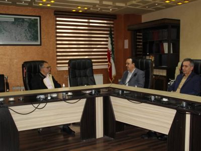 بهره مندی از ظرفیت نخبگان به منظور رفع مشکلات شهری / شورای رشت حامی نخبگان