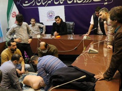 کارگاه آموزشی پیش نیاز  شرکت در کلاس آمادگی نجات غریق در رشت برگزار شد