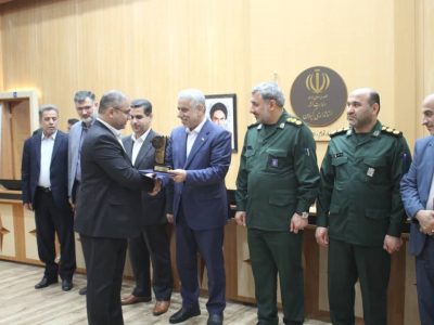  مدیرعامل سیمان خزر کارفرمای برتر و مدیر واحد نمونه کارخانجات گیلان معرفی شد