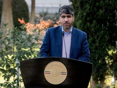 بنای دولت تعطیلی پنجشنبه است / ساعت کاری کارکنان دولت از ۴۴ به ۴۰ ساعت کاهش یافت