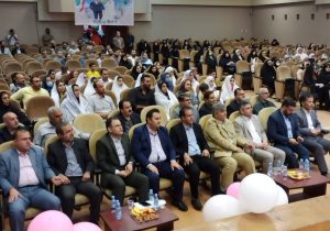 فرهنگ جامعه را به سمت ازدواج آسان سوق دهیم