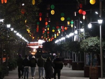 آذین بندی شهری با ریسه های رنگی و نوری جشن با شکوه نیمه شعبان در رشت