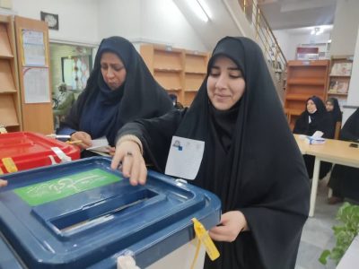 شعب اخذ رأی در کتابخانه‌های عمومی گیلان میعادگاه عاشقان به میهن اسلامی 