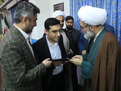 آیین تجلیل از حافظ و قاری روشندل گیلانی در خانه شبانه‌روزی مژدهی رشت