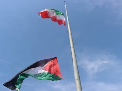 اهتزاز پرچم فلسطین بر فراز آسمان رشت در حمایت از مردم غزه