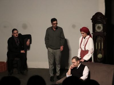 اجرای نمایش “تله موش” در تماشاخانه نارون رشت