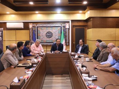 برگزاری جلسه هم‌اندیشی معتمدین خطوط تاکسیرانی با اعضای شورا و شهردار رشت