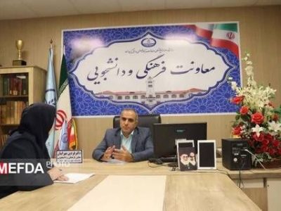 کار در دانشگاه و خدمت به دانشجویان افتخار است