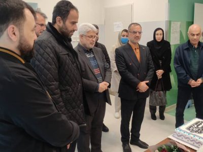 هدیه رییس شورا و شهردار رشت به اولین نوزاد متولد ۱۲ دی