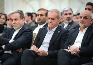 دیدار ایرانیان مقیم جمهوری آذربایجان با رئیس جمهور برگزار شد