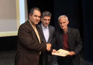 قدردانی معاون سیاسی استاندار گیلان از معلمی که مسیر زندگی‌اش را تغییر داد