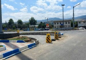 اصلاح هندسی میدان امام خمینی و اجرای دوربرگردان‌های یکطرفه برای رفع ترافیک