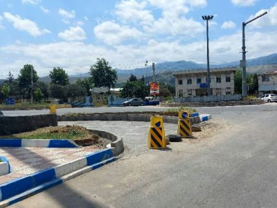اصلاح هندسی میدان امام خمینی و اجرای دوربرگردان‌های یکطرفه برای رفع ترافیک