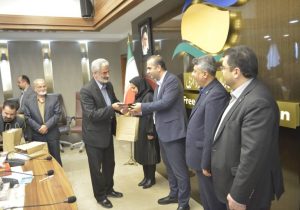 اعضای ستاد اربعین منطقه آزاد انزلی تقدیر شدند 