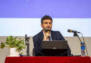 رونمایی از ۶ عنوان کتاب با موضوع دفاع مقدس در رشت