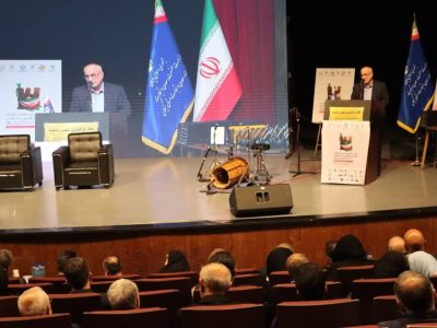 کارآفرینی، جامعه متکی را به جامعه مولد تبدیل می‌کند 