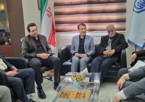 با اجرای برنامه‌های کلان به‌دنبال رفع عقب‌ماندگی‌های حوزه درمان هستیم