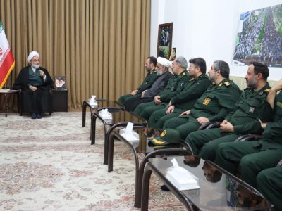 بیعت با رهبری و وحدت ملت ایران در برابر دشمنان ضروری است