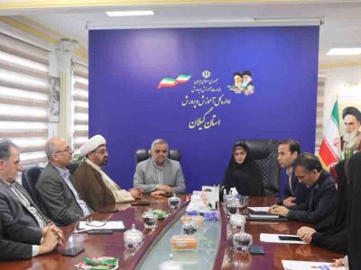 آموزش و پرورش محور اصلی فرهنگ سازی و نقش کلیدی در شکل دهی بنیان جامعه دارد