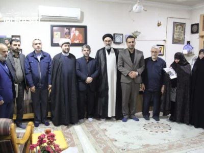 دیدار رئیس و مسئولان دانشگاه آزاد گیلان با خانواده شهید زرین