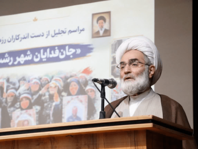 جمهوری اسلامی بیدی نیست که با این بادها بلرزد